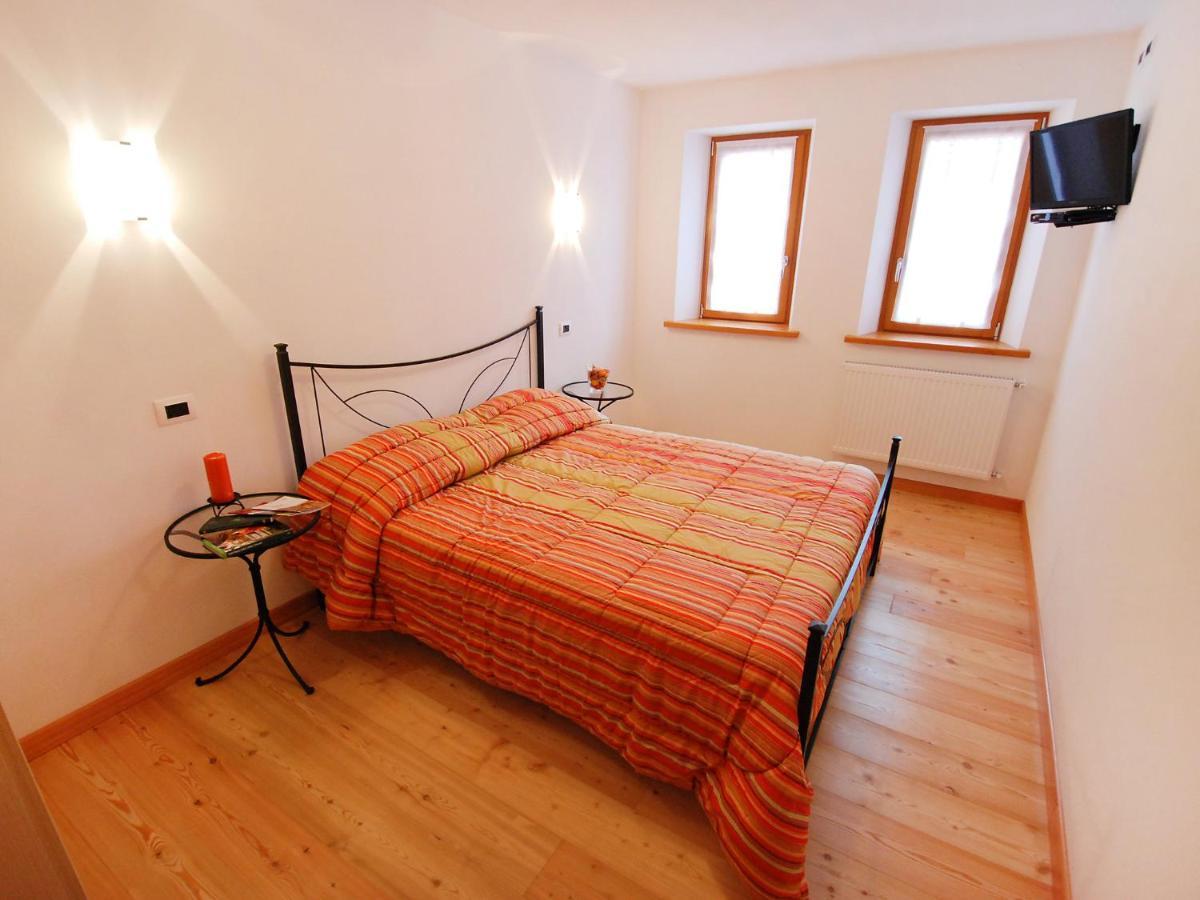 Holiday Home Albergo Diffuso - Cjasa Marisa By Interhome Барчис Екстериор снимка